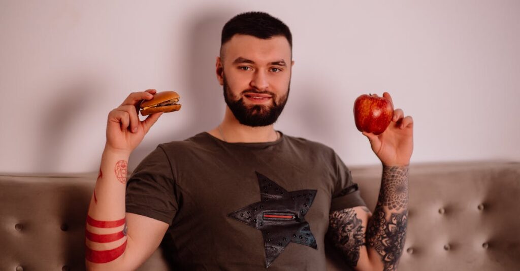 SchooとFast campusを比較するイメージ。ライブ授業と録画講座の違いや、学習サポートの差を示している。