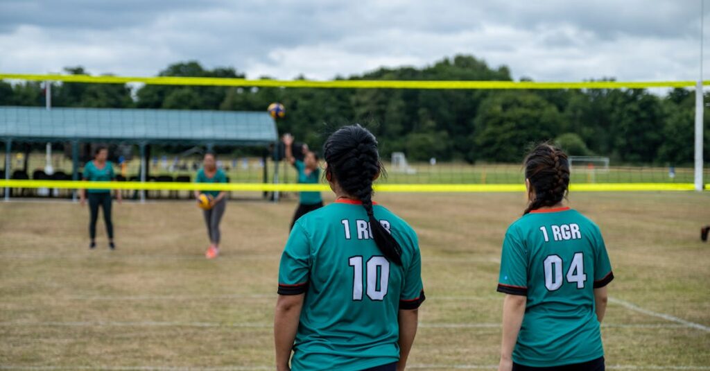 英語を話す回数を重ねて上達している様子を表現したイメージ