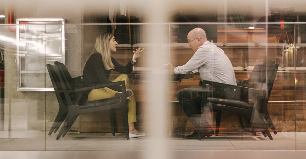 マイナビジョブ20'sの無料キャリア相談を受ける若者のイメージ