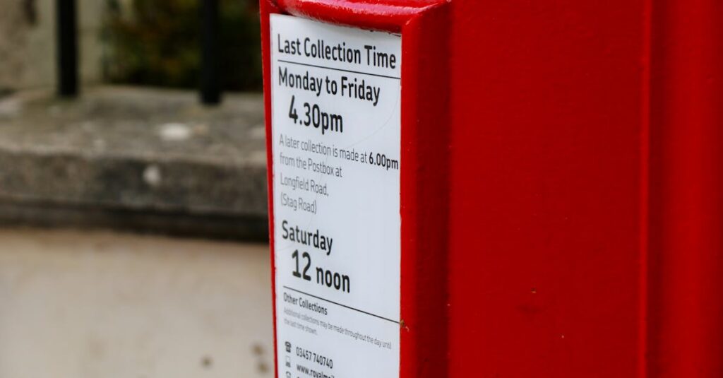 PocketOfficeで郵便物の受取や転送サービスを利用する様子のイメージ