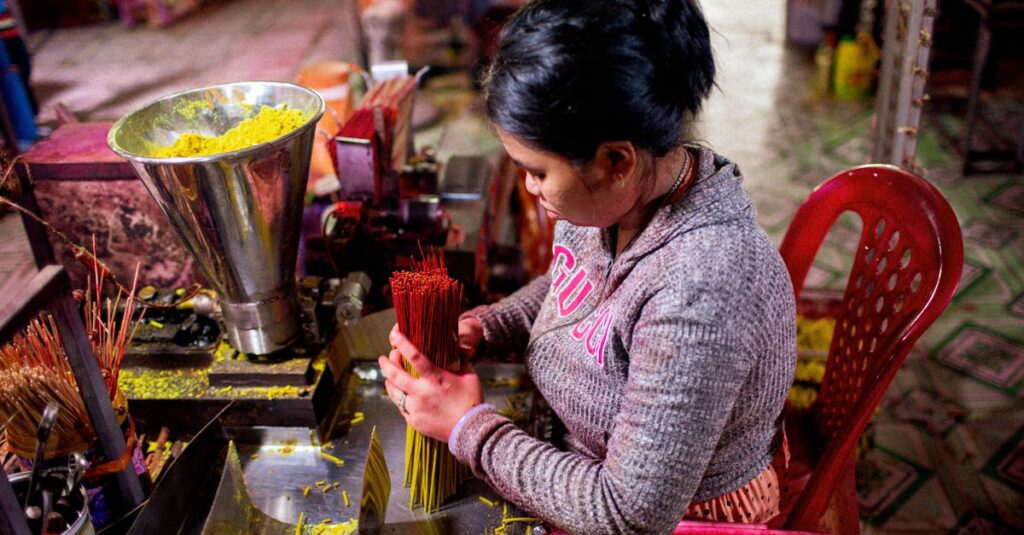 マイナビジョブ20'sと他の転職エージェントを比較するイメージ図