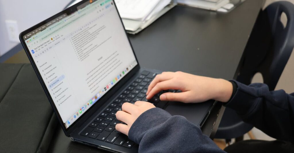 Schooの学習を習慣化し使い倒すためのステップを象徴するイメージ