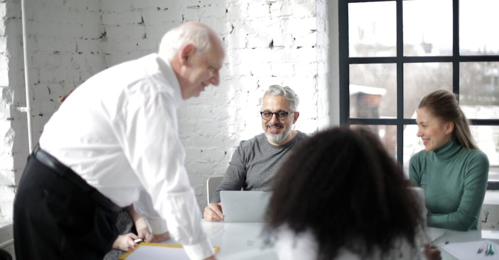 キャリアアドバイザーと密に連携しながら転職活動を進めるイメージ