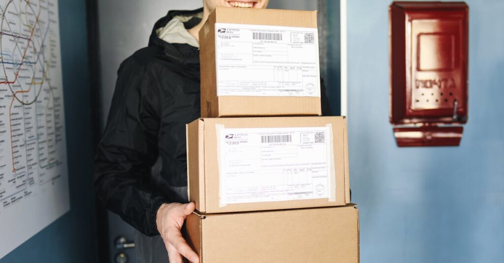 無料のネットショップサービスの真実を調べている様子