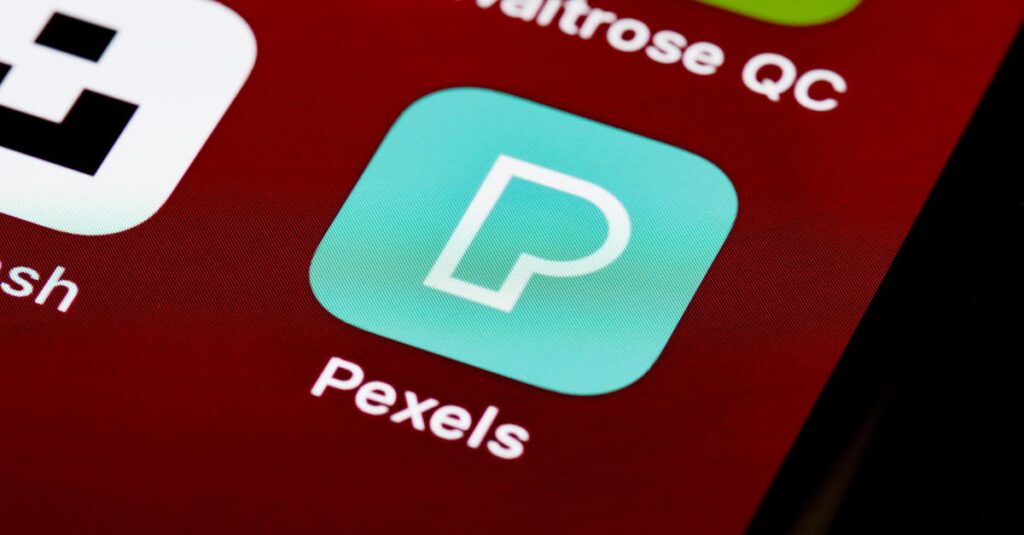 シャドーイングバディを利用したユーザーの体験談やレビューを集めたイメージ画像。