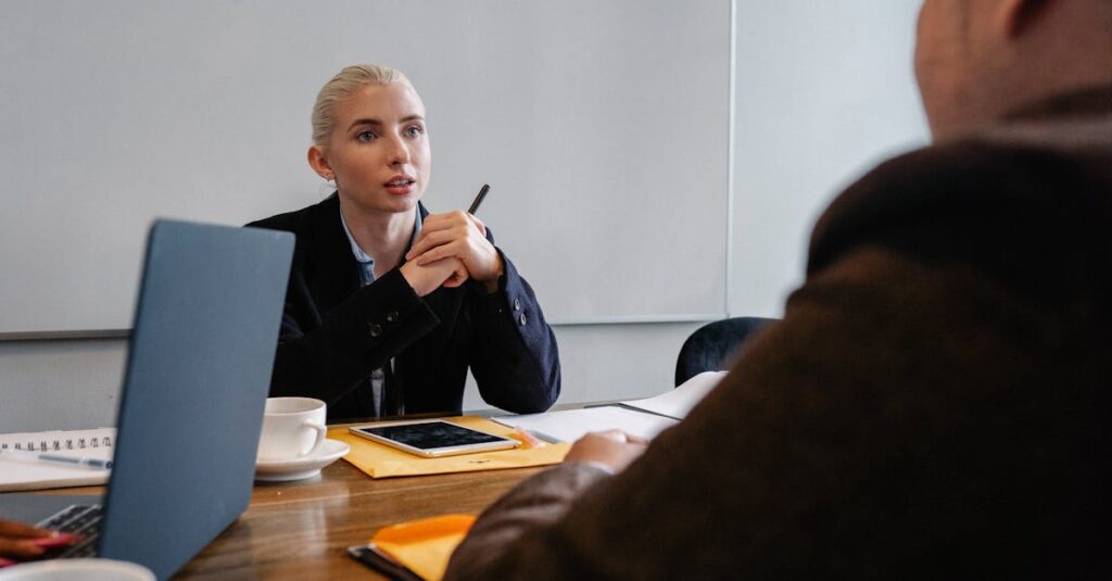 転職活動を成功させるための戦略や工夫を表すイメージ画像