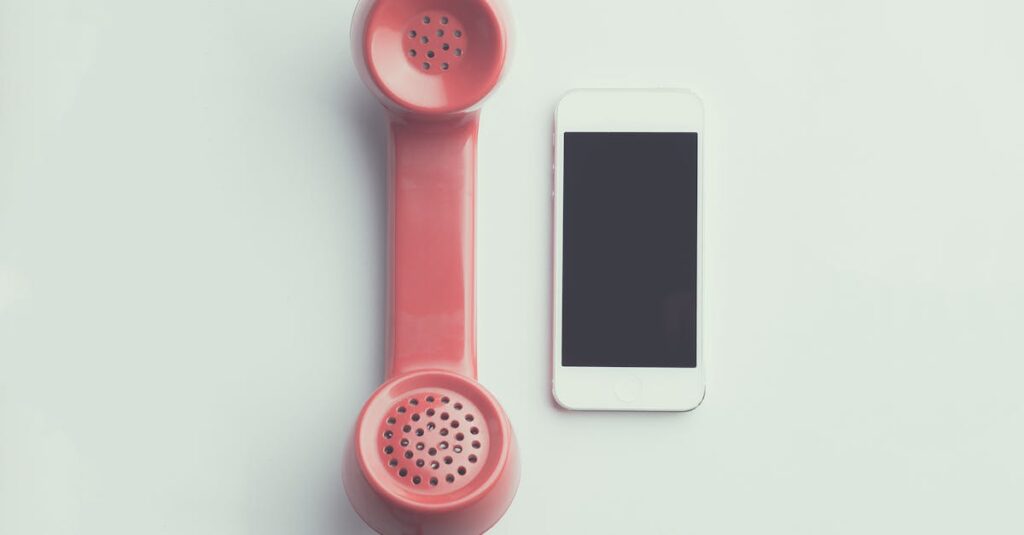 従来の英語コーチングと90 Englishの違いを比較する図