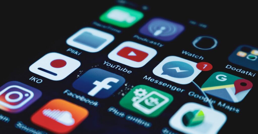 TOSSYで操作ミスが起きた際のサポートや対処方法を示すイラスト