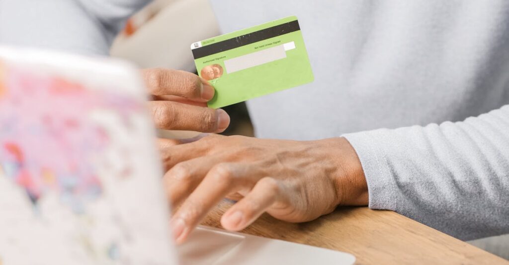 オンラインとパーソナライズで英語を学ぶ様子