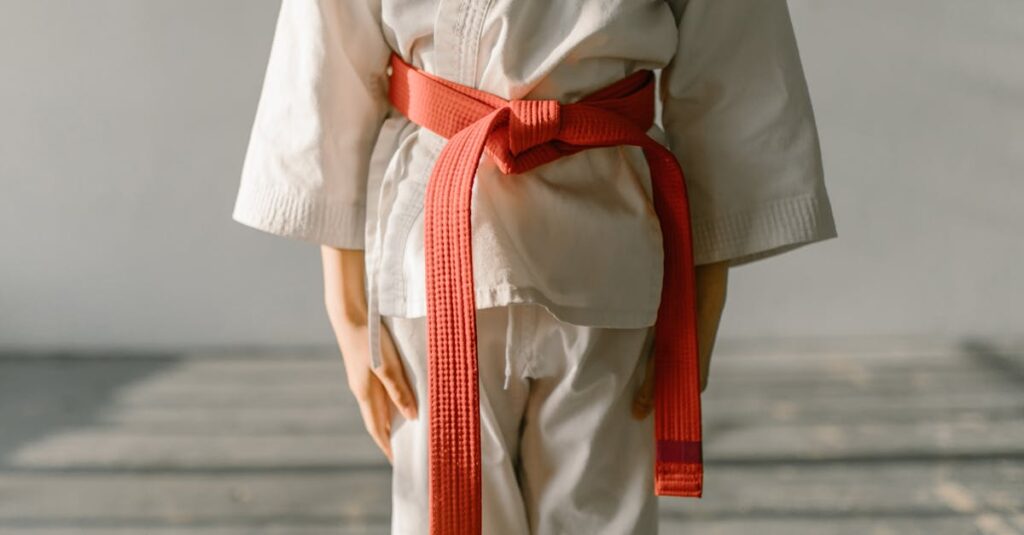 厳しいトレーニングを乗り越えて成功する人のイメージ