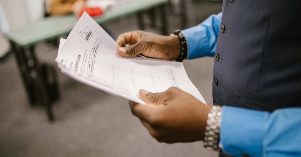 キャリアアップを目指す女性向けのオンラインスクール。自由な働き方を支援する環境の象徴。