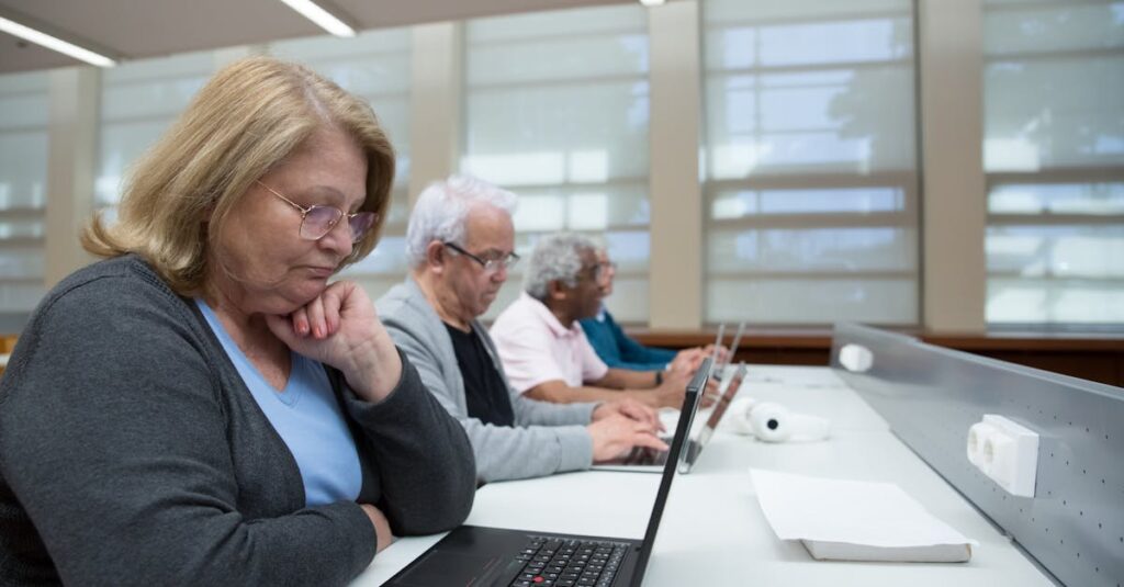 第二言語習得理論をベースとした段階的英語トレーニングのイメージ